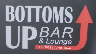 Bottoms Up Bar & Lounge